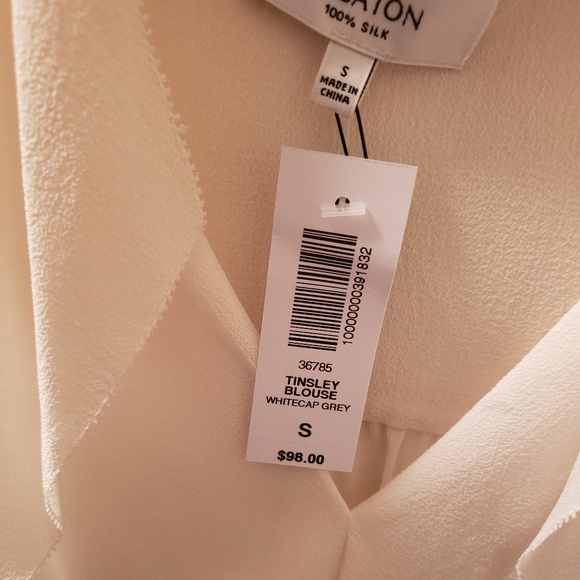 Aritzia Babaton Tinsley Blouse Off-White - Picture 5 of 5